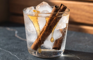 16 Simple Homemade Drinks for Weight Loss